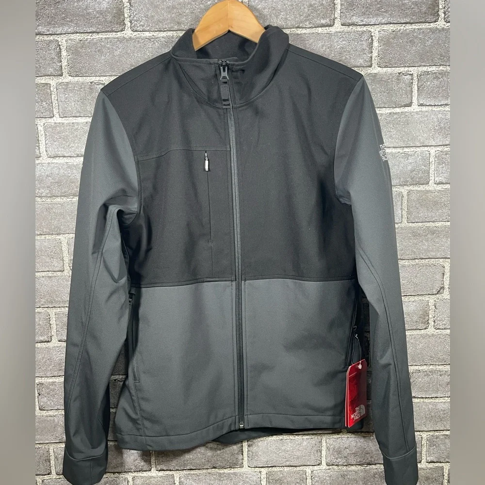Tito’s Vodka The North Face Castle Rock Soft Shell Jacket Gray Men’s Small NWT